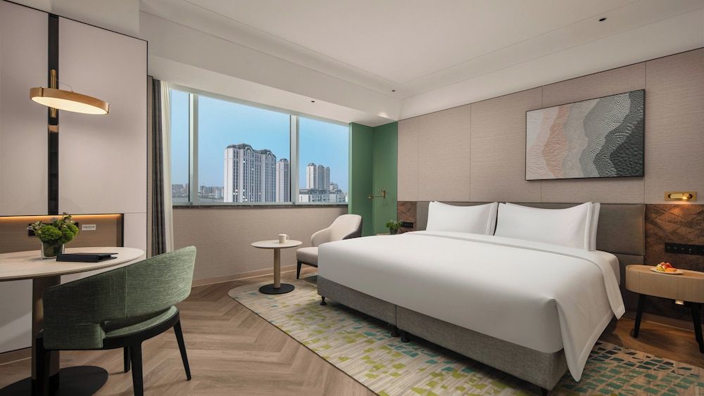 Holiday Inn Shijiazhuang High Tech Zone by IHG Premium Room, 1 King Bed