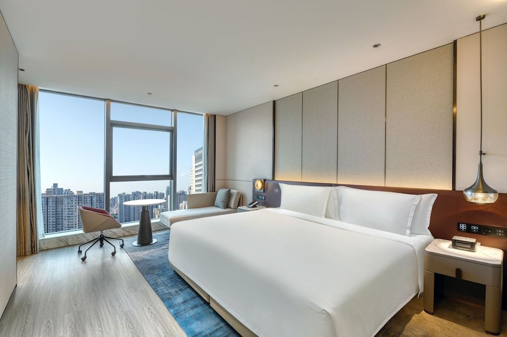 Standard Room, 1 King Bed