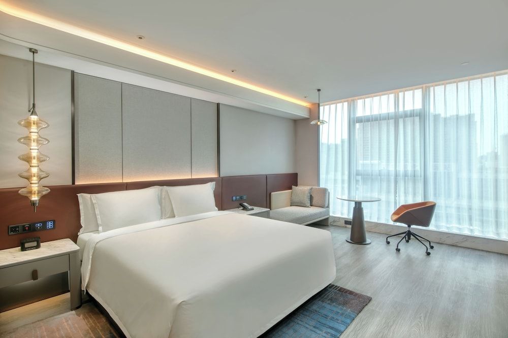 Standard Room, 1 King Bed, Accessible