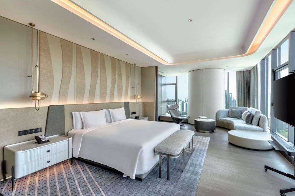 Presidential Room, 1 Queen Bed
