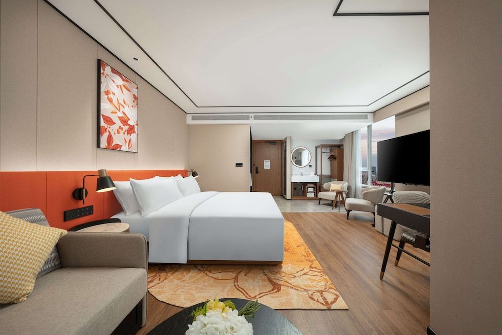 Deluxe Room, 1 King Bed (Snack Bar)