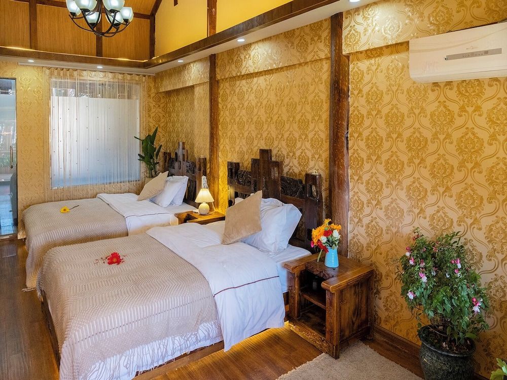 Erquan Inn Ancient city Superior Twin Room, Park View 3