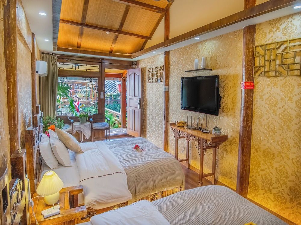 Erquan Inn Ancient city Superior Twin Room, Park View 9