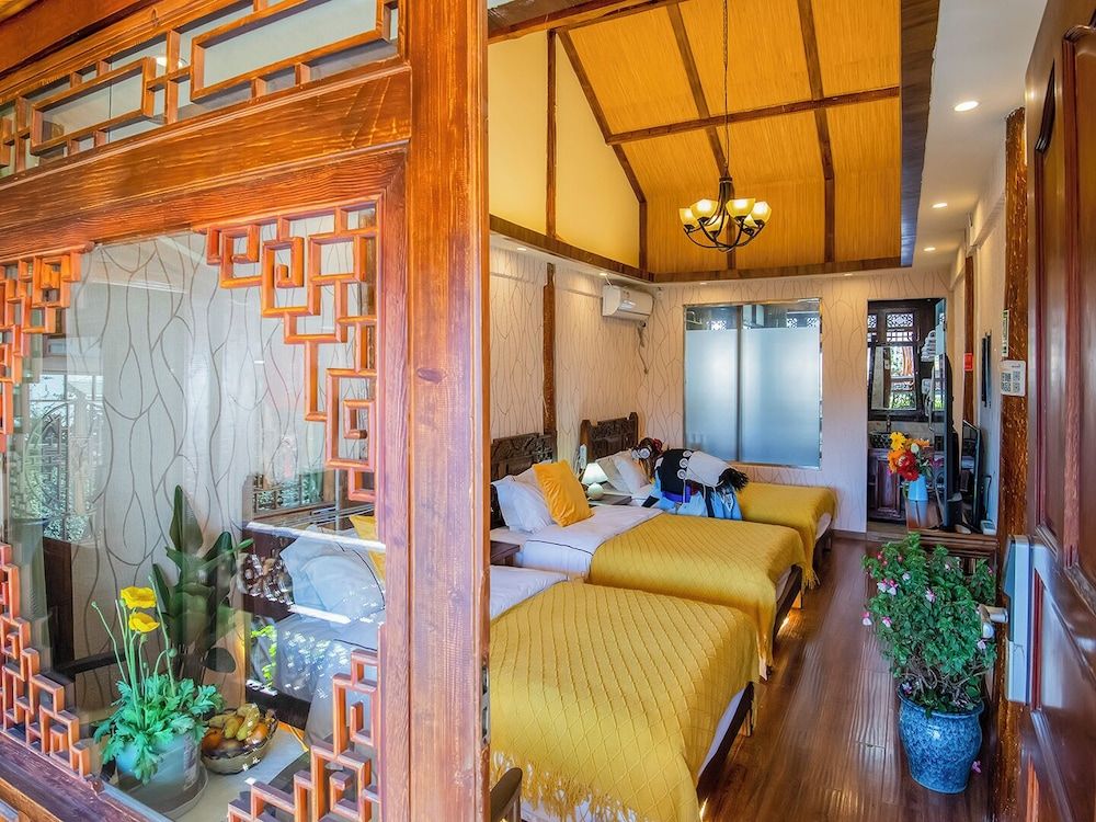 Erquan Inn Ancient city Superior Triple Room, Park View 3