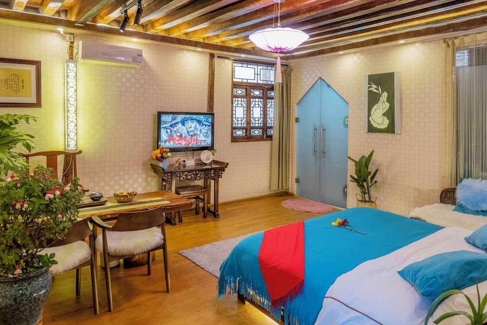 Erquan Inn Ancient city Superior Double Room Single Use, Garden View 12