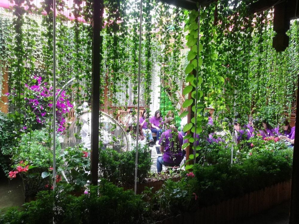 Erquan Inn Ancient city Superior Triple Room, Park View 6