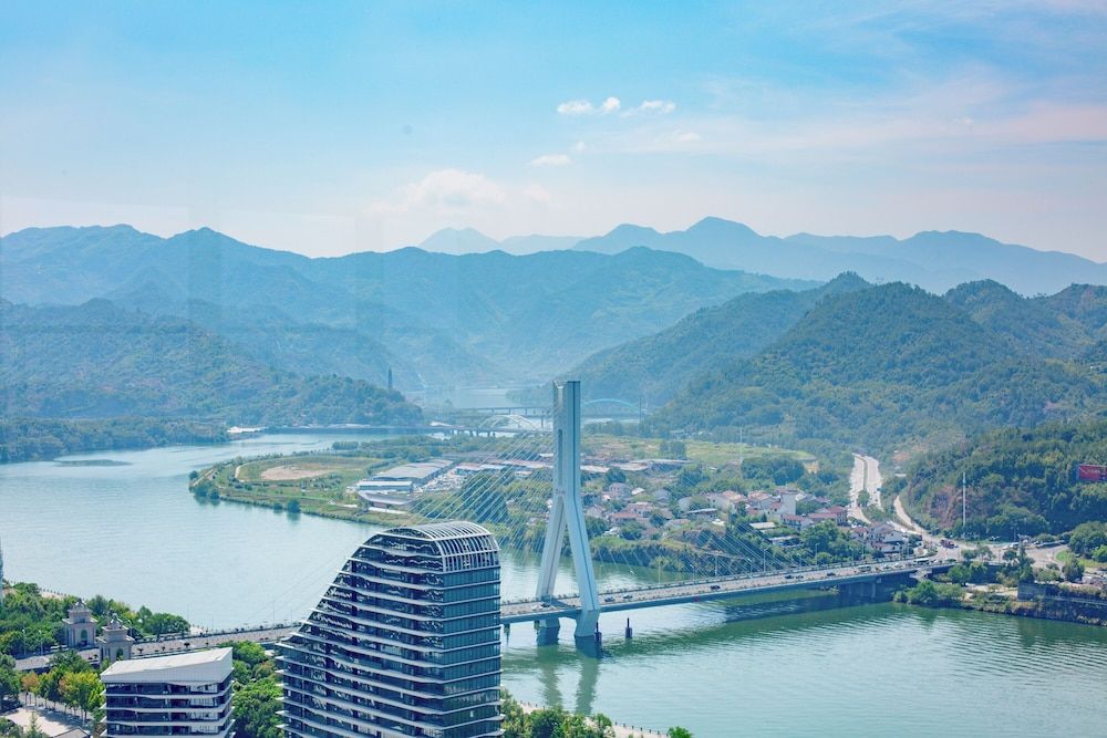 Lishui Marriott Hotel Deluxe Suite, 1 Bedroom 2