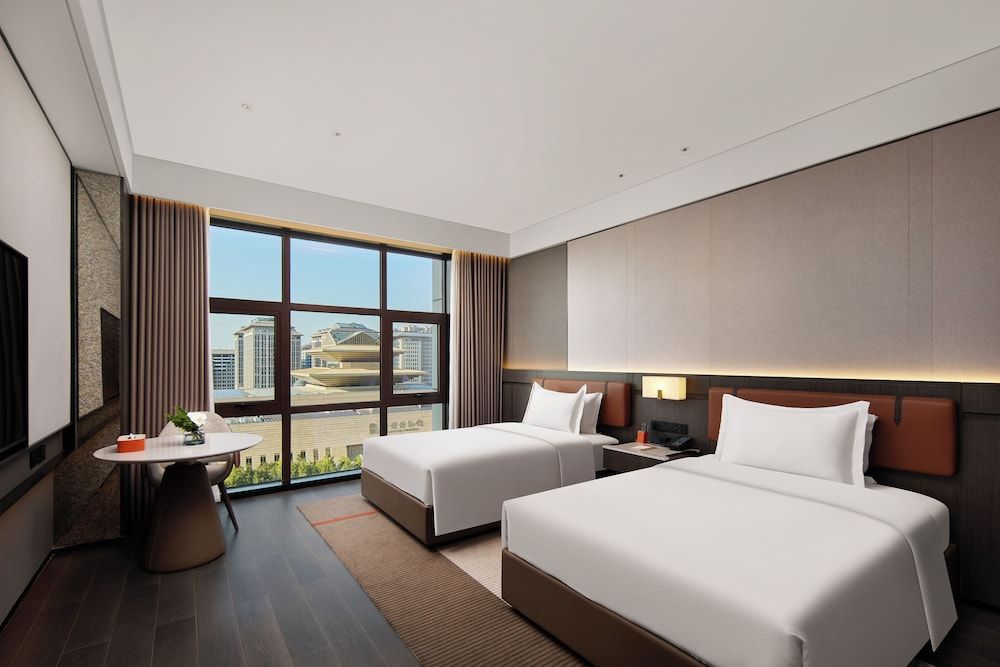 Doubletree By Hilton Kaifeng Room, 2 Twin Beds 4