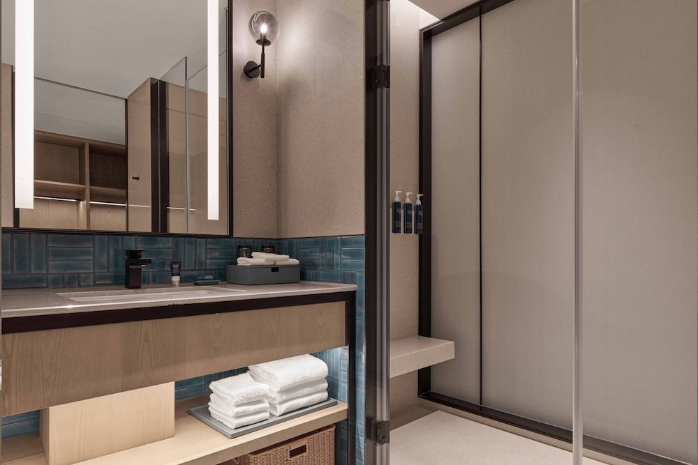 Four Points By Sheraton Huzhou, Nanxun Premier Room, 2 Double Beds, River View 4