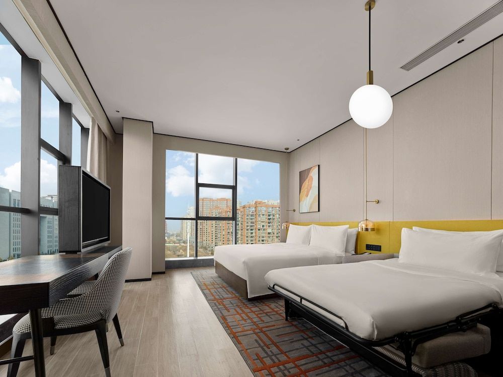 Deluxe Room, 1 King Bed