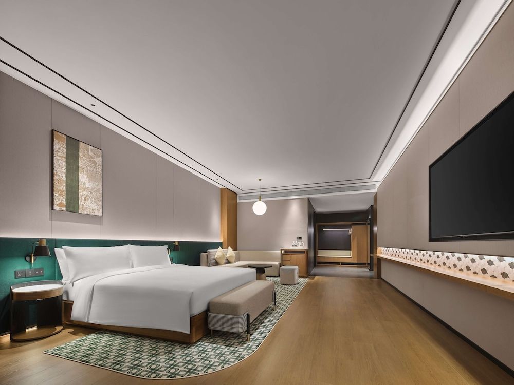 Premium Room, 1 King Bed