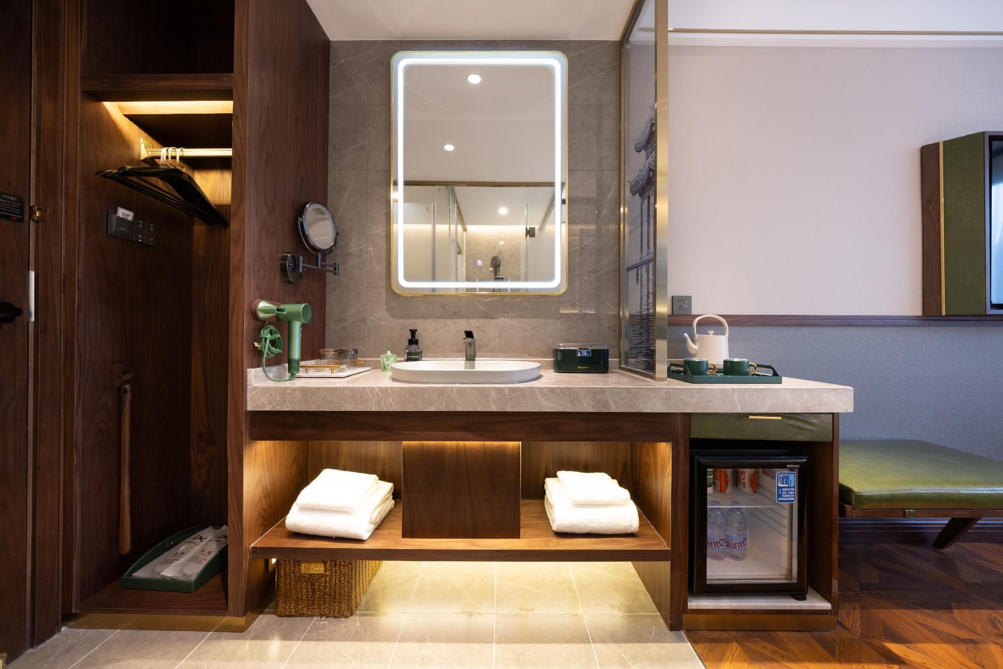 Executive Twin Room