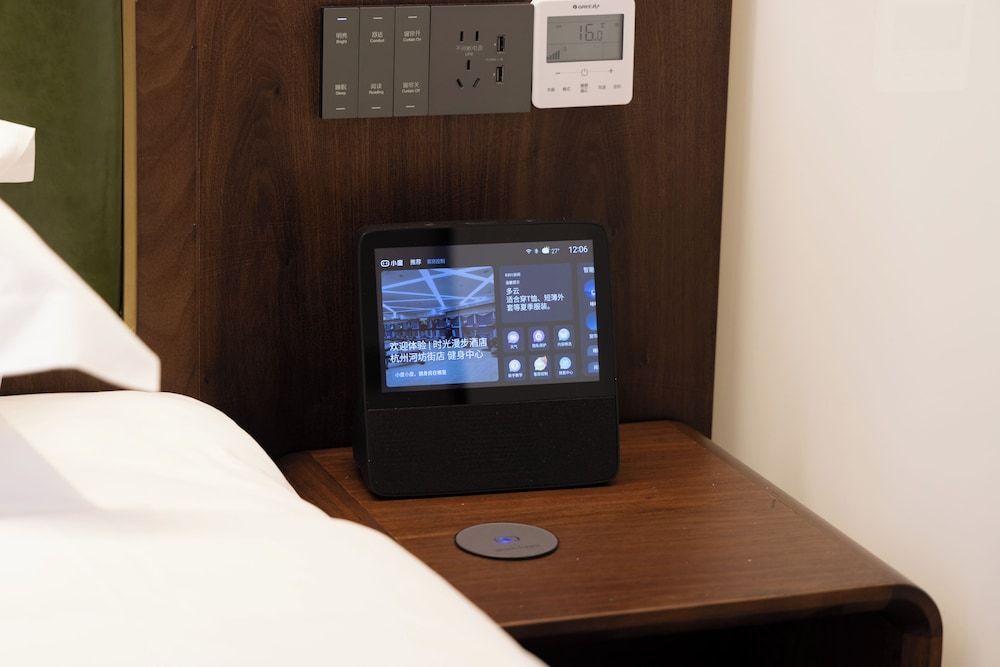 Nostalgia S Hotel(Hangzhou West Lake & Hefang Old Street) Basic Double Room 4