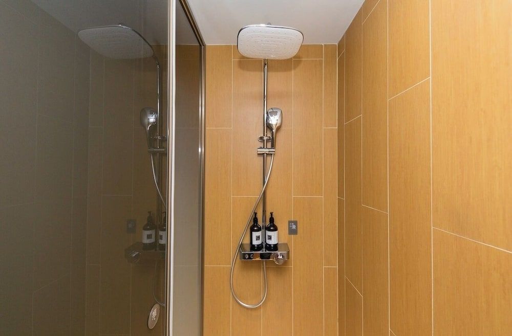 Ji Hotel-pen shui chi Luxury Twin Room 5