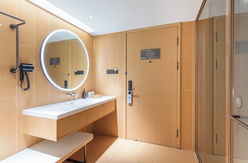 Ji Hotel-pen shui chi Luxury Twin Room 6