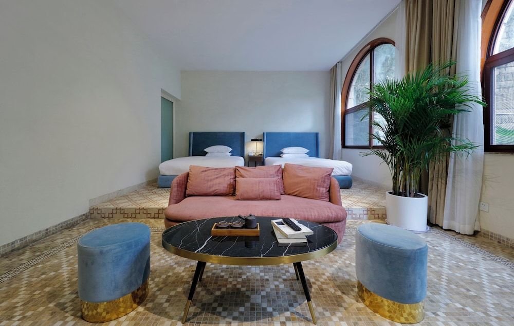 Basic Twin Room, Courtyard View