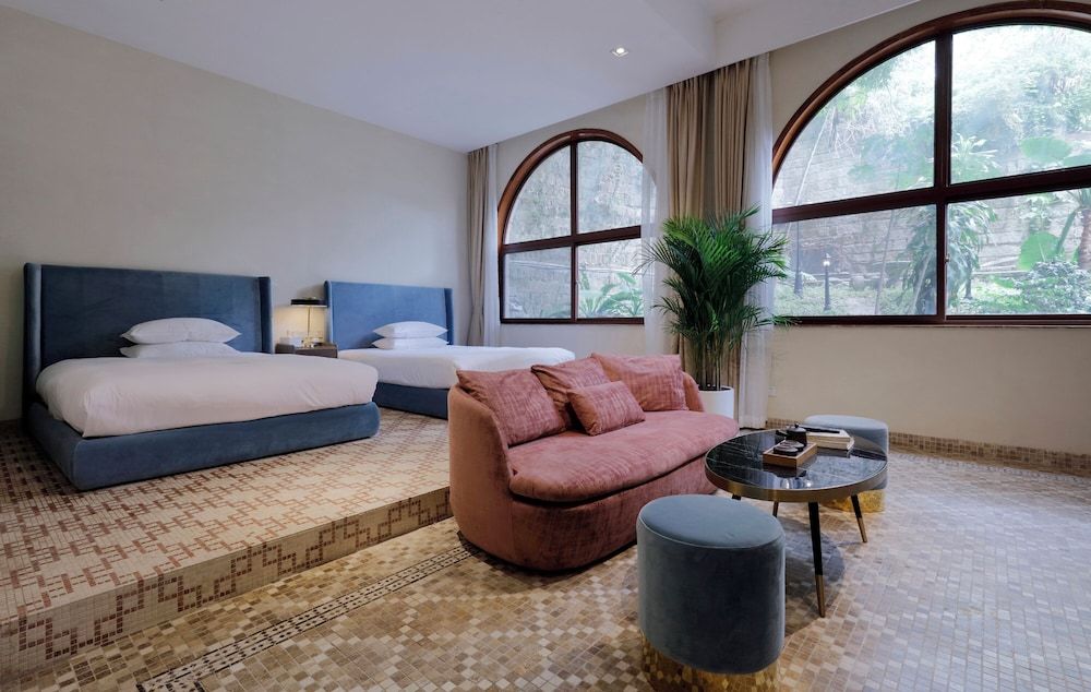 Basic Twin Room, Courtyard View
