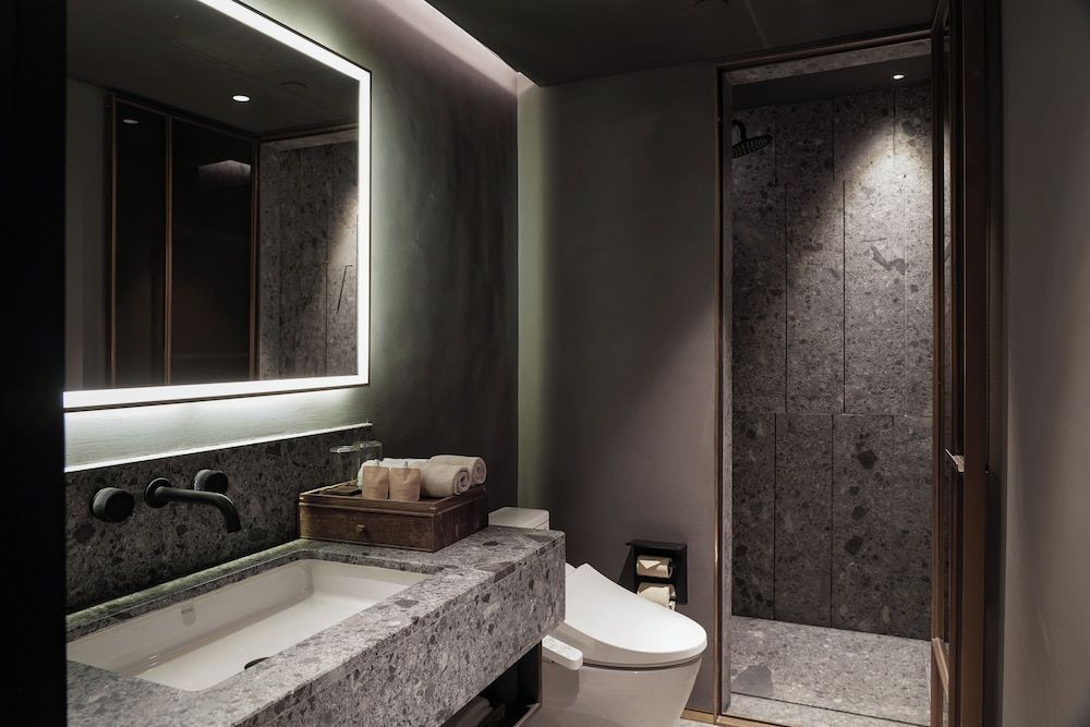 Yakamoz qianchuan Hotel Basic Double Room, Hill View 9