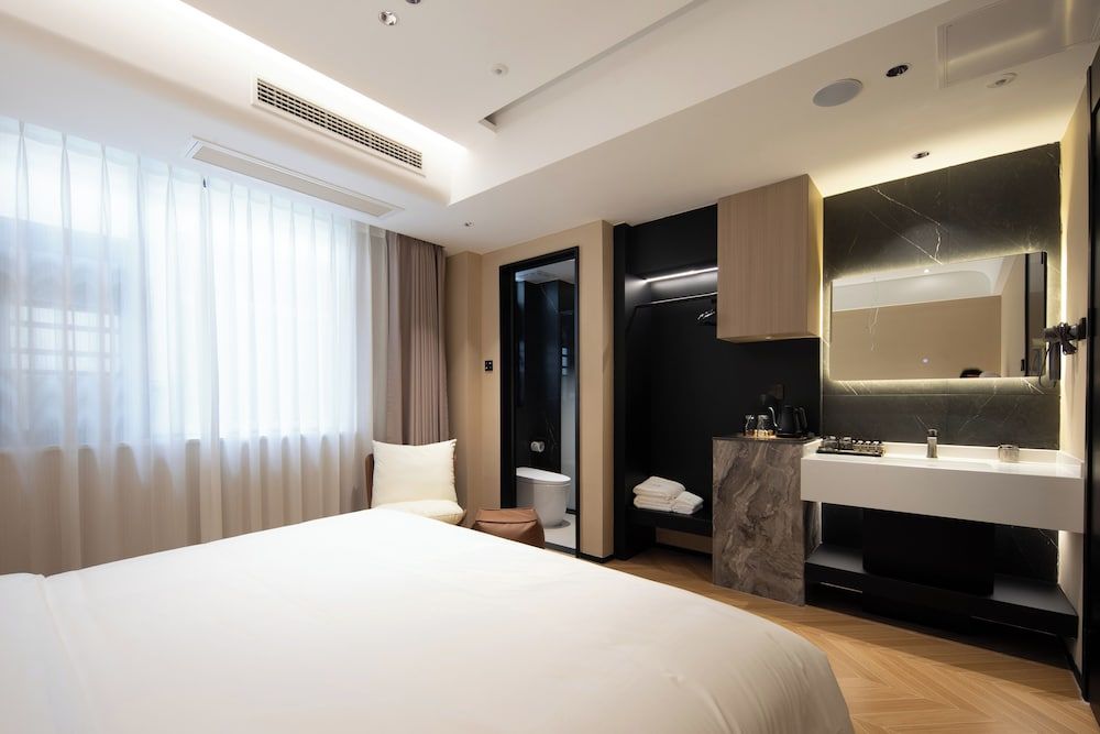 Basic Double Room