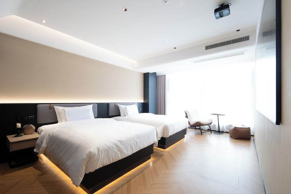 Basic Twin Room
