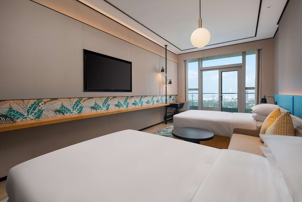 Hilton Garden Inn Danzhou Yangpu Room, 2 Twin Beds, Sea View 2