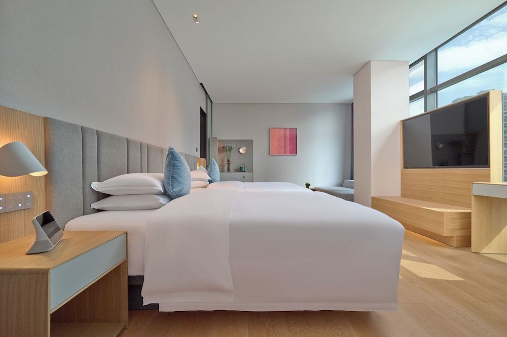 Standard Twin Room, City View