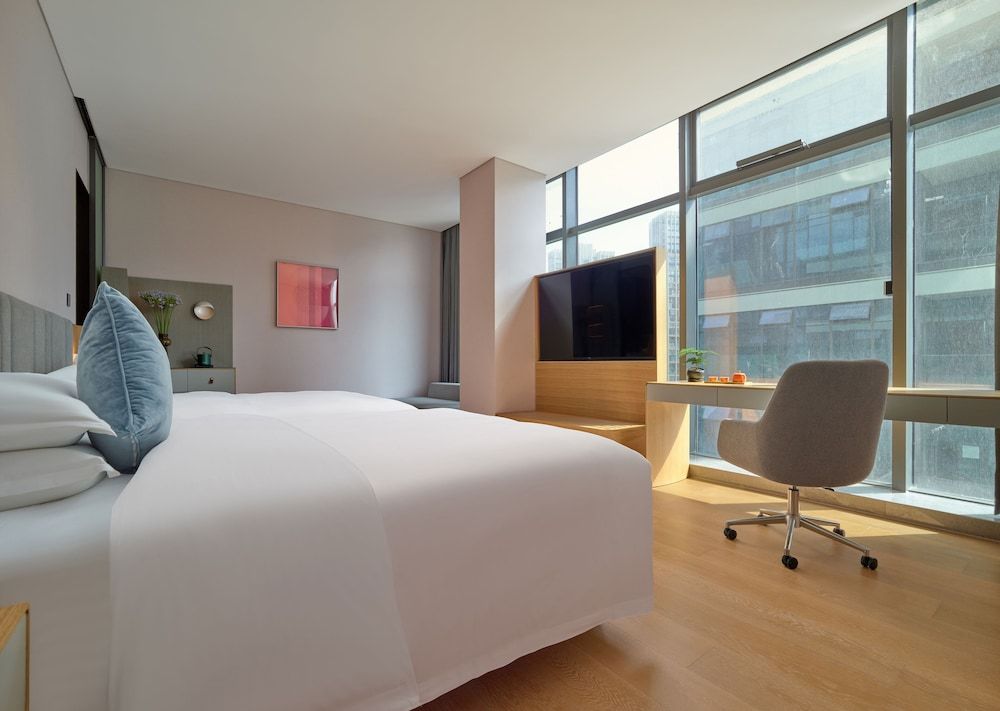 Standard Twin Room, City View