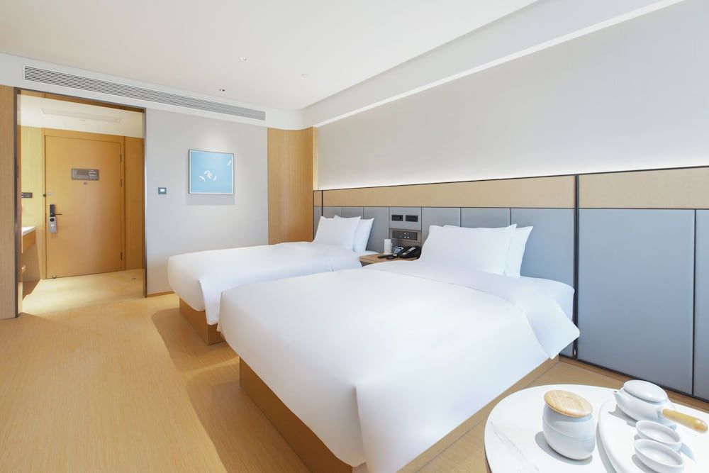 Elite Double or Twin Room, City View