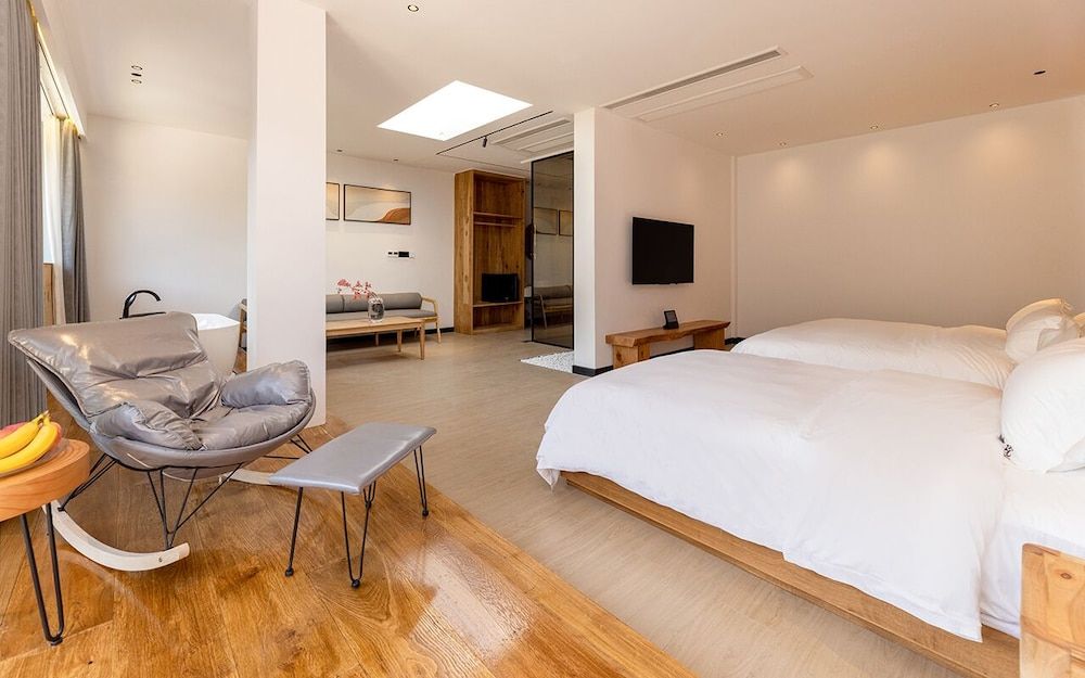 Premier Quadruple Room, Mountain View