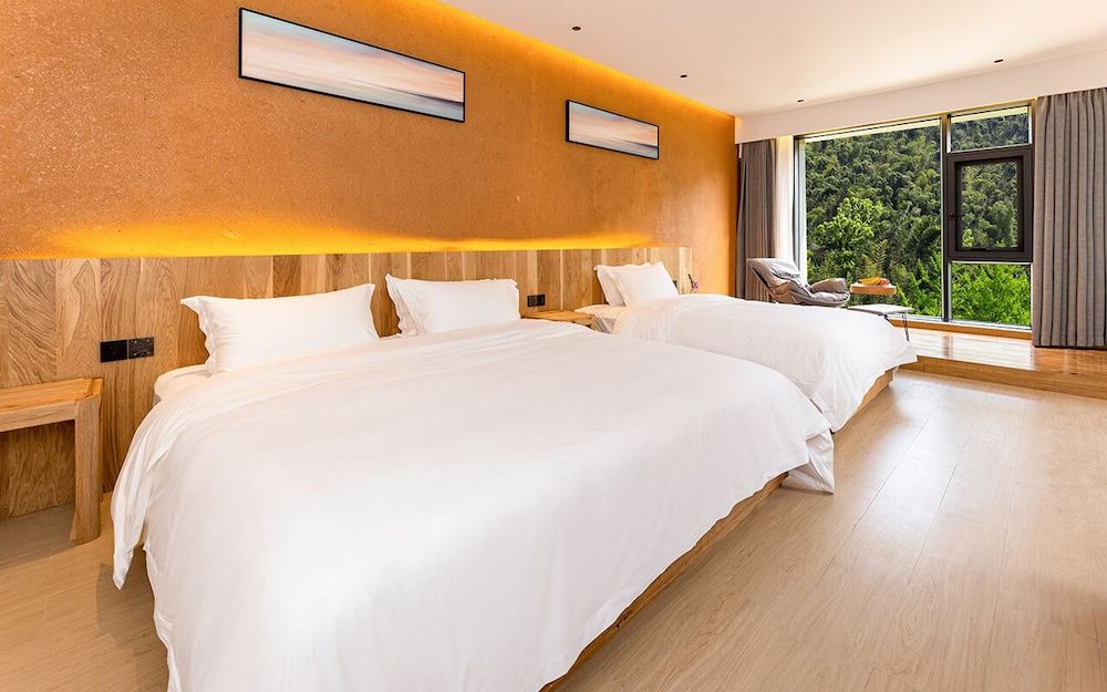 Premier Quadruple Room, Mountain View