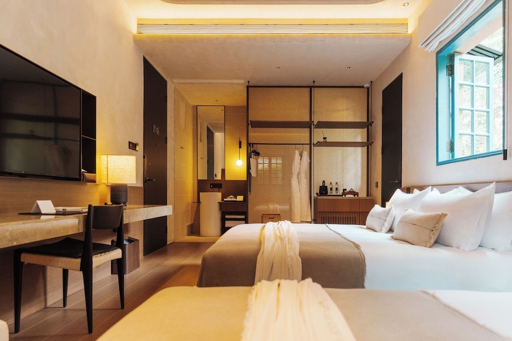 Classic Twin Room, Garden View
