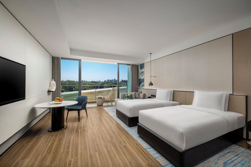 Standard Room, 2 Double Beds, Oceanfront (High Floor)