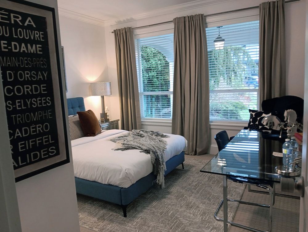 Sand and Salt Bed & Breakfast Deluxe Room, 1 Queen Bed 4