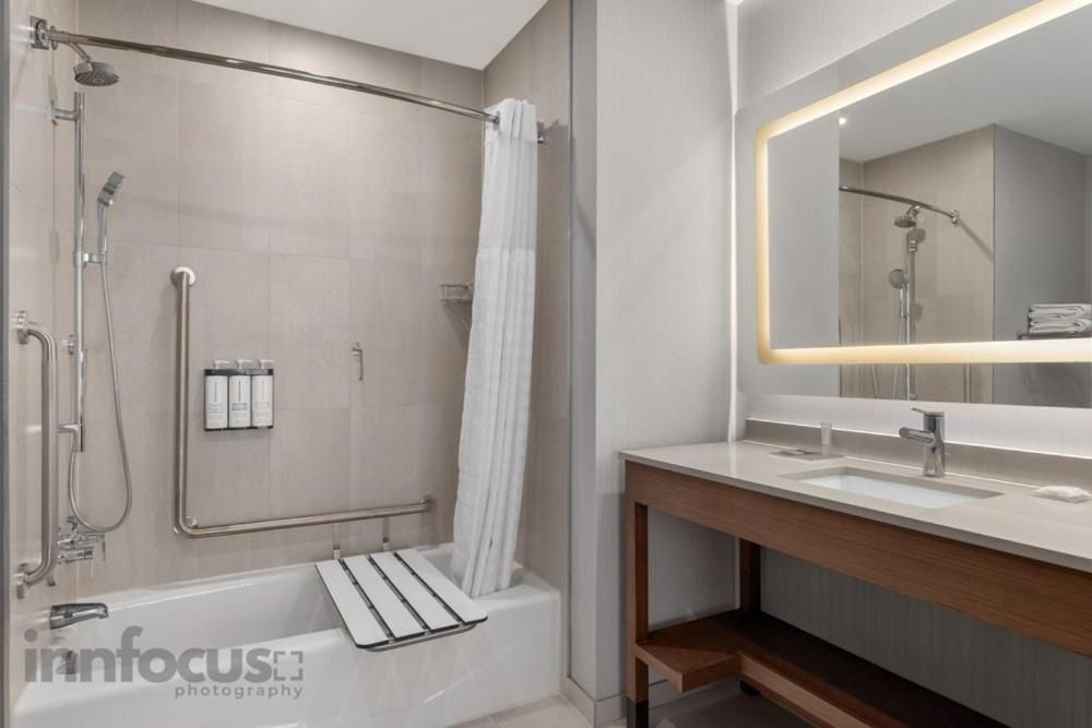 King Studio Suite with Sofa Bed and Accessible Tub - Disability Access