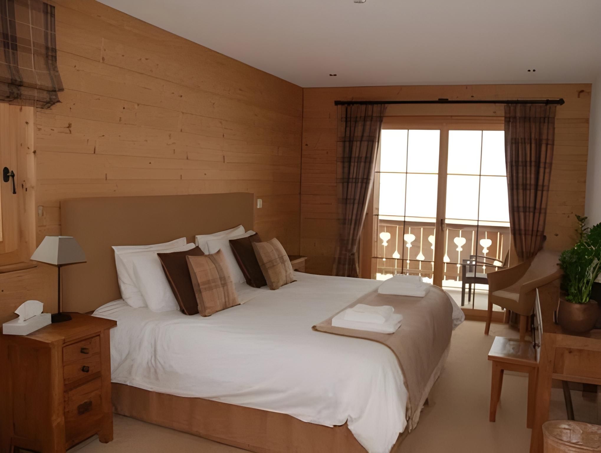 Double or Twin Room with Balcony