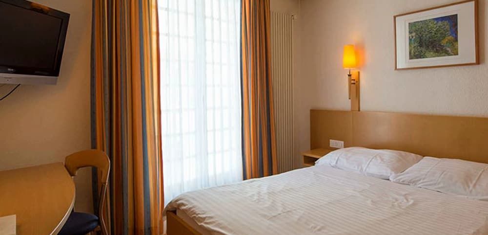 Hotel Restaurant Les Négociants Single Room 2