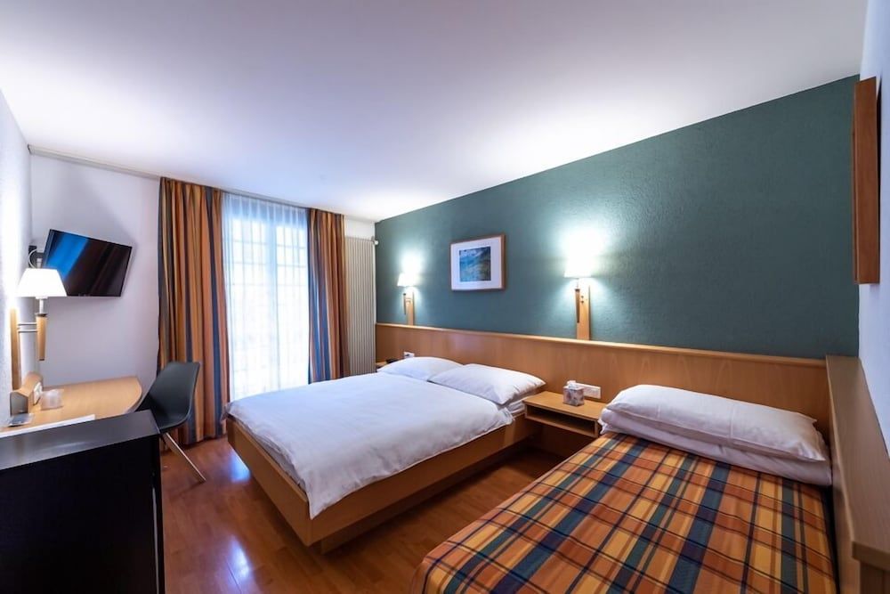 Basic Triple Room