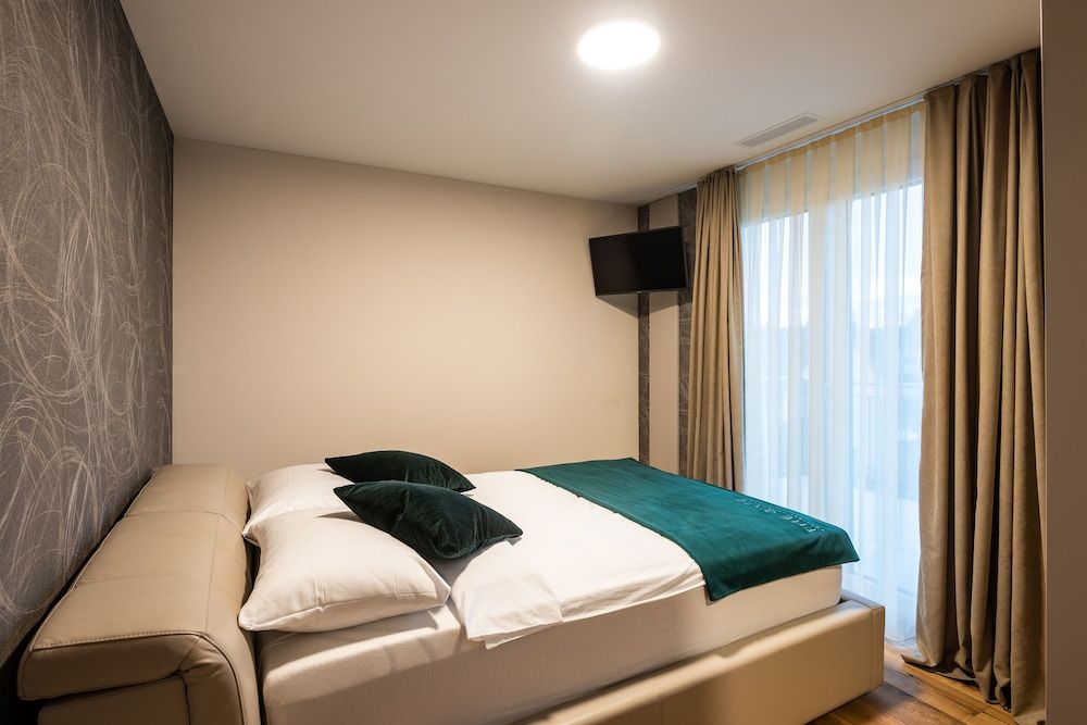 Suite (Penthouse)