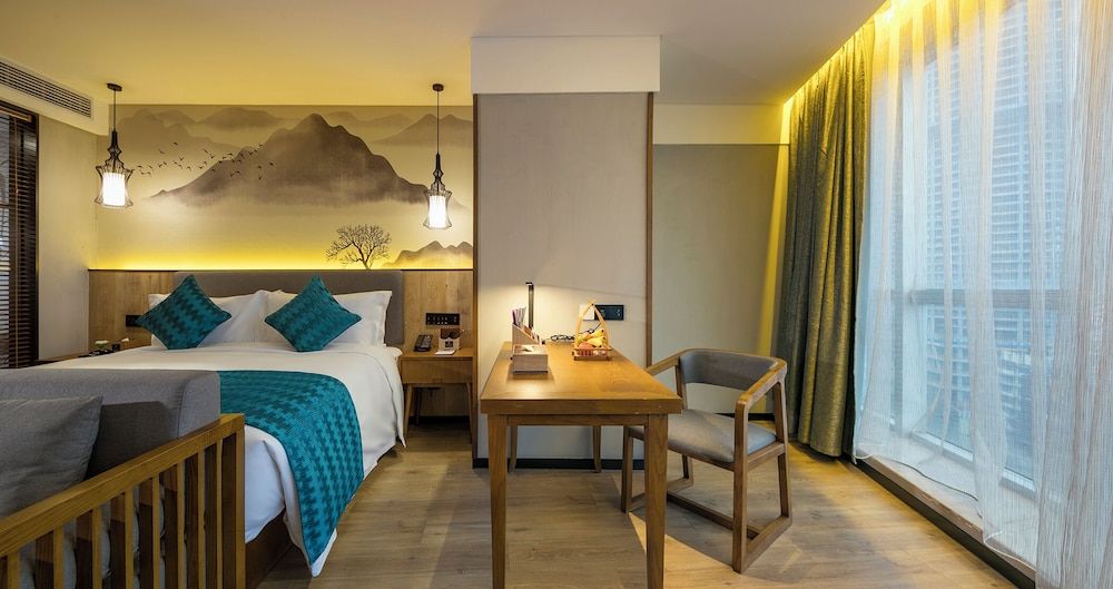 Luxury Double Room, City View