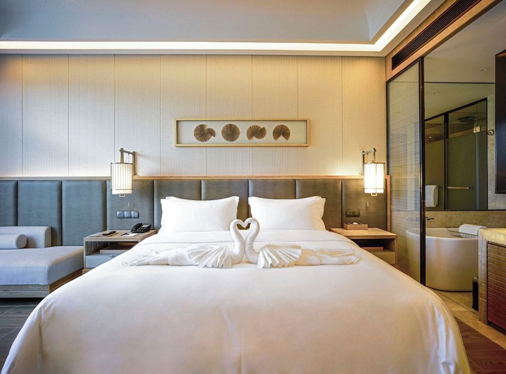 Sanya Harman Hotel Deluxe Room, Balcony, Ocean View 4