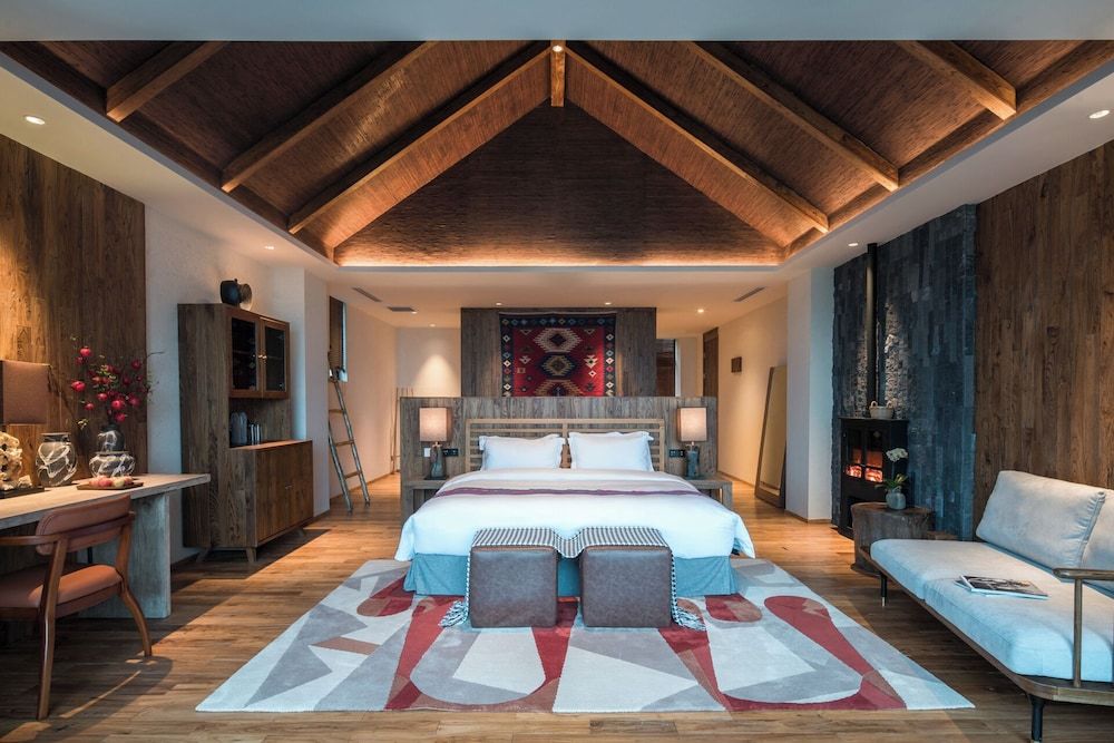 Deluxe Double Room, Hill View