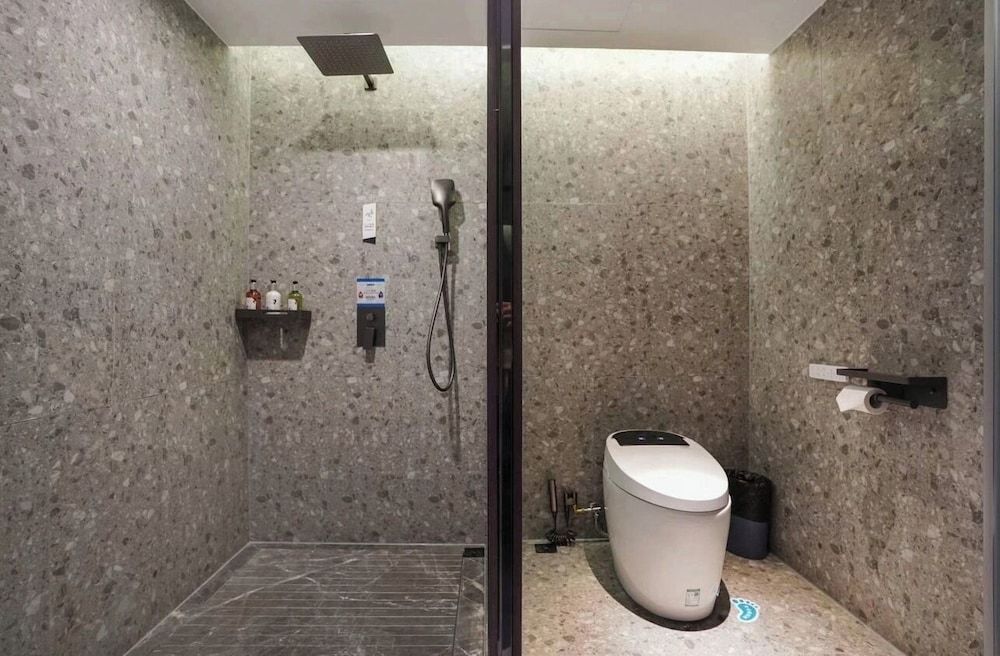 Baoli International Hotel-Baili Square Room, Garden View 3