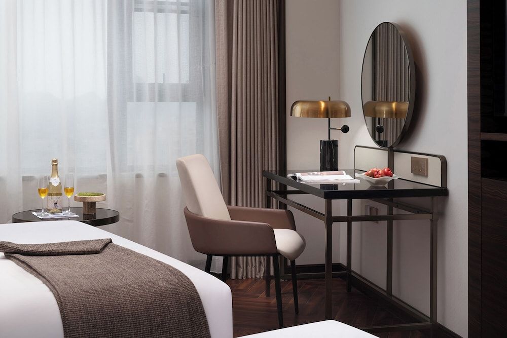 Executive Twin Room, Hill View