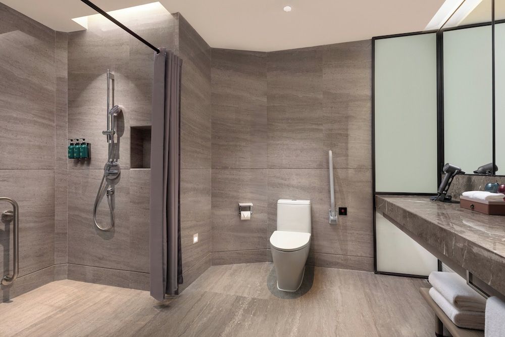 Crowne Plaza Quzhou by IHG Standard Room, 1 King Bed, Accessible 3