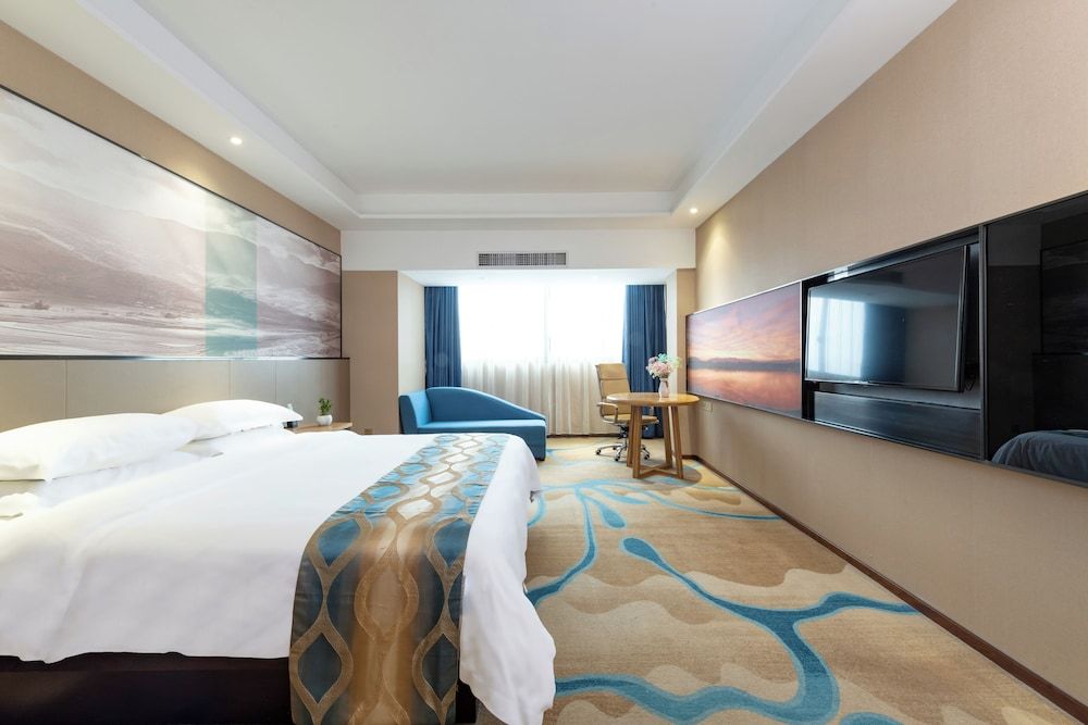 Double Room, City View