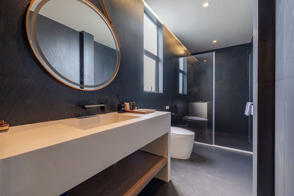 Xiyang Yishan Quiet Private Onsen Country Style Vacation Courtyard Luxury House, Balcony, Courtyard View 7