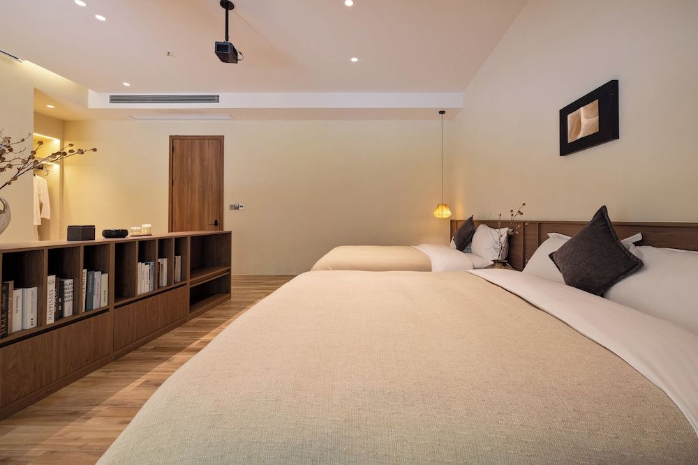 Xiyang Yishan Quiet Private Onsen Country Style Vacation Courtyard Deluxe Twin Room, Balcony, Courtyard View 5