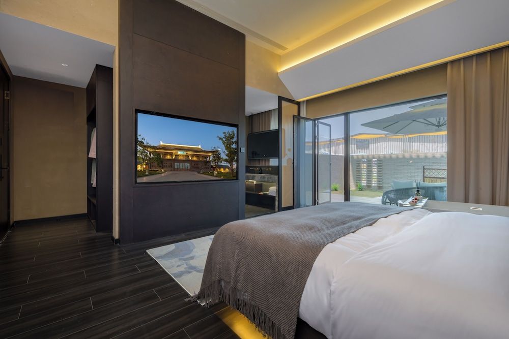 Luxury Double Room, Courtyard View