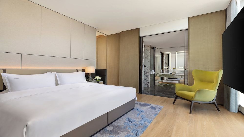 Suite, 1 Bedroom, Kitchen (Dining Area)