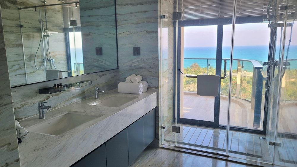 Diamond beach OceanView Villa Panoramic Villa, 3 Bedrooms, Private Pool, Ocean View 5